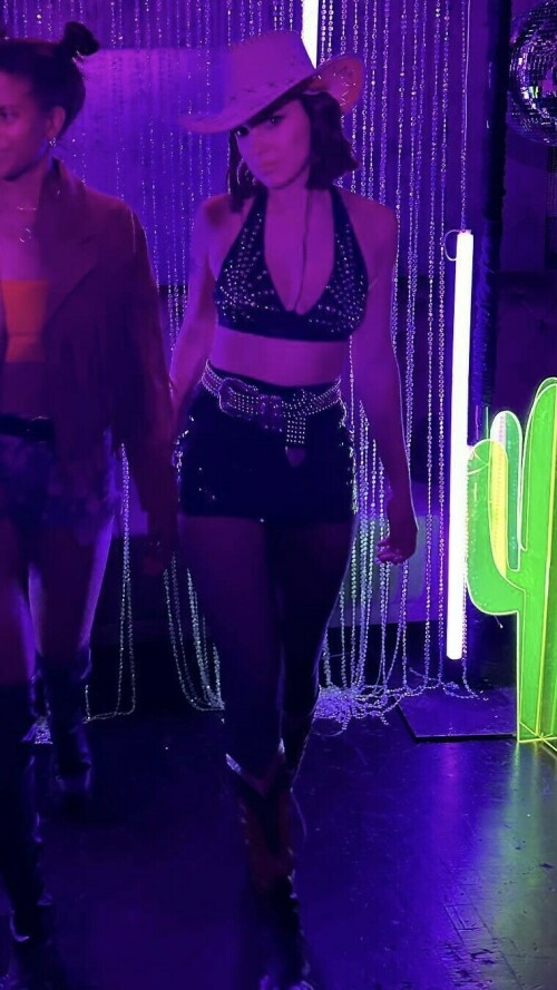 D3CD359C A47A 4859 A4B5 A474346CEDE8