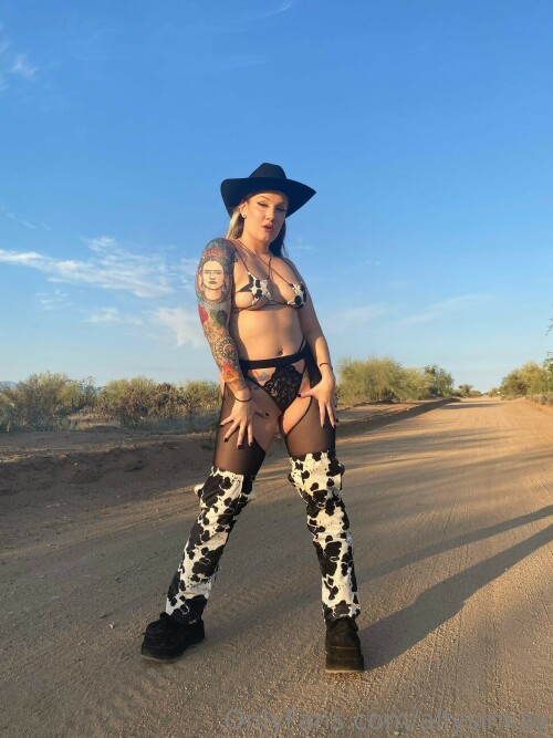 D470364E 4F82 4AE2 9B2E F39EA183AF30d608642a0ce0a966