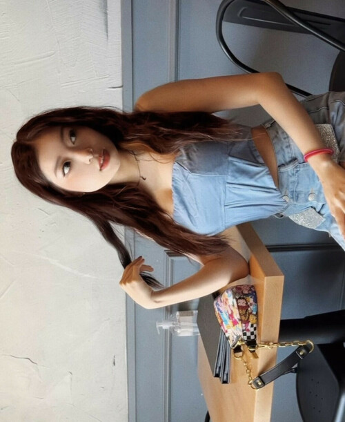 D4813CCE E291 4A09 96CF EF3634F9AD65