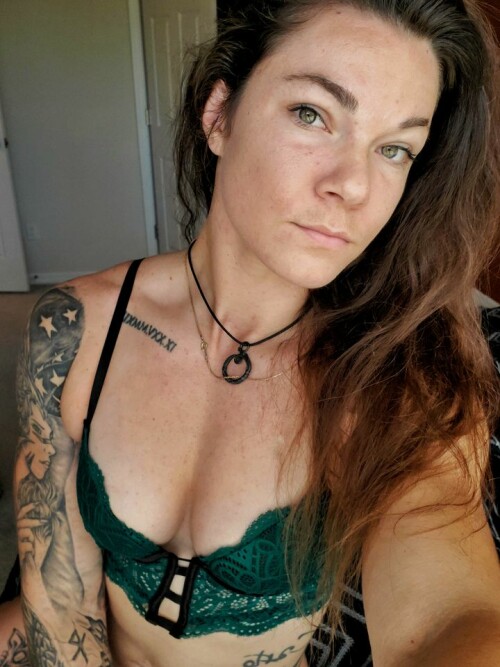 D5CFBD4D 77F3 4A87 A4B9 E3C6CF4EF1FC