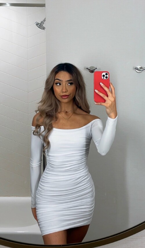 D6822ADD 0C78 4B8A 9172 BFB2896CEE2E