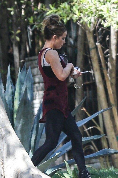 D6B9882B-9C37-4B0F-885B-D9B506D3E156