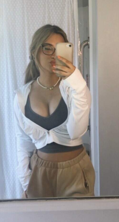 D7331CC6 68E4 4D54 BE16 DC8A9B788D8D