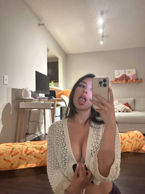 D845EC8C 9401 4D18 83FA 02F88D2AEBA1d2fbeb7e24596cd9