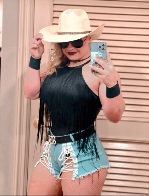 D8ED41A4 8601 48B4 A4A0 08FFD6DCF8F9