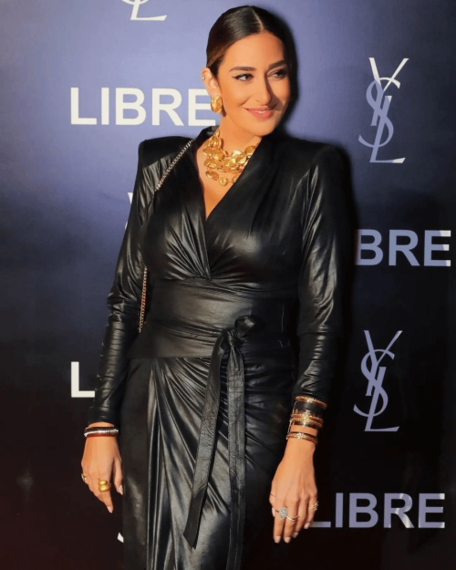 D98B4E60-DC2F-483D-9998-3FC452C362A8