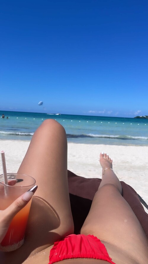 D9E424DE 8A35 4D43 AF50 3D9480CFB391