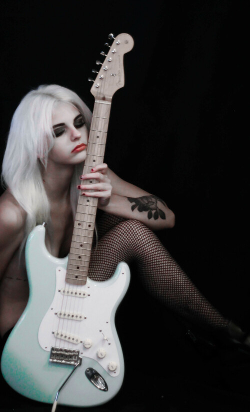 DA194398 DC92 4A43 9A5B DA175F459B28