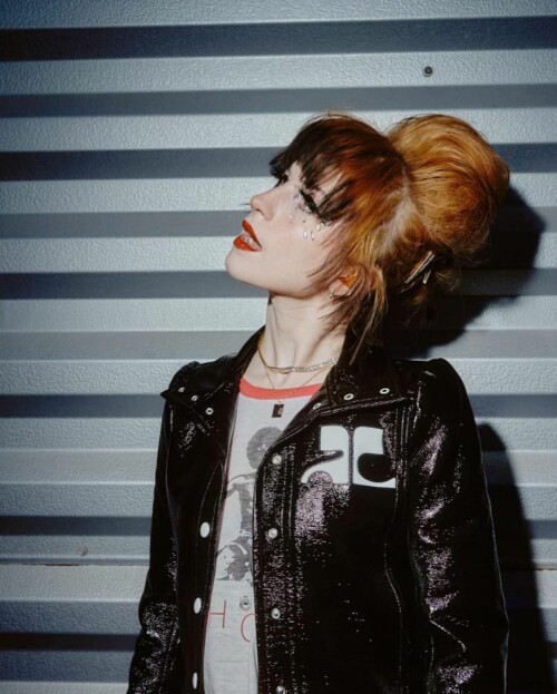 DC8678C9 593C 4F2A 89D3 615853BD1897