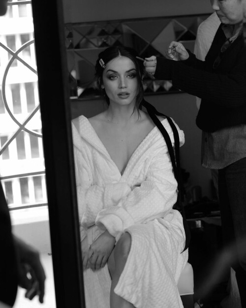 DCDB9FD6 BF27 4174 8FFD A0C1BB531192