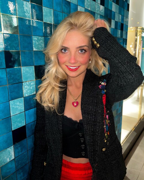 DD 1855872dd4a1946aea63