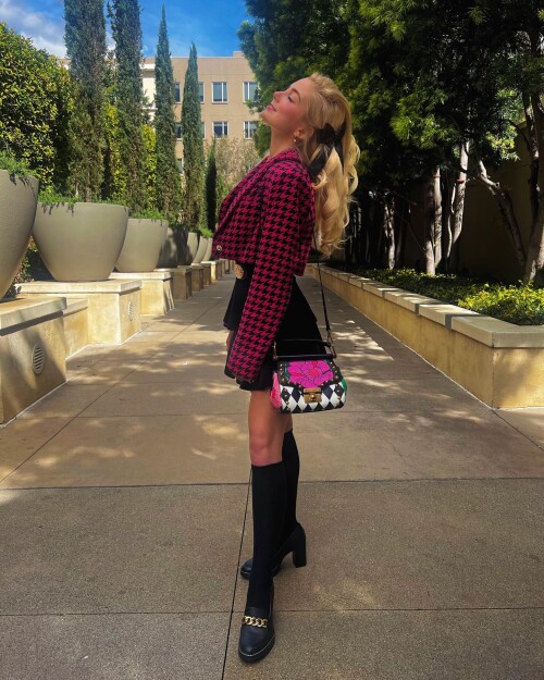 DD 1863d4e318b9a52807db