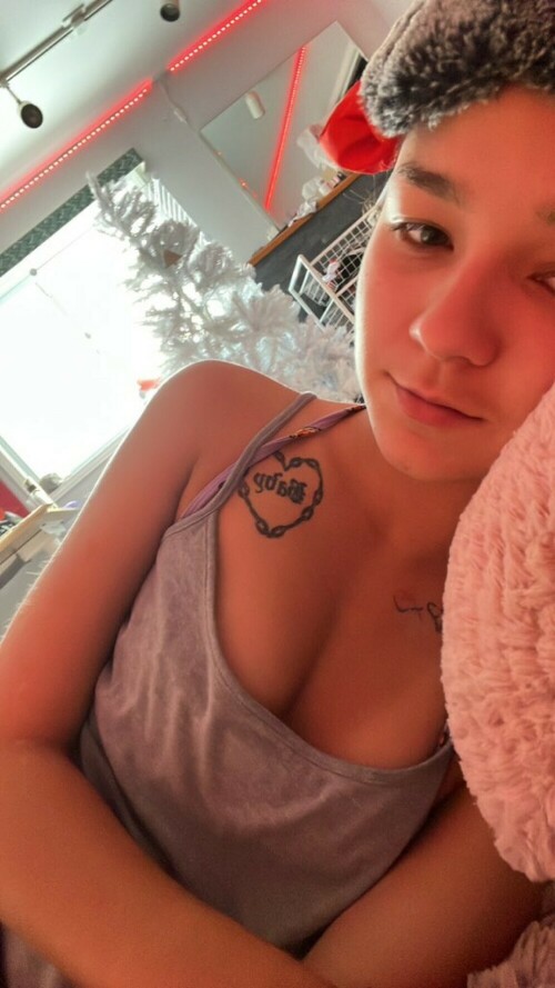 DD66FBE1 CFB7 4D6B AE7A 53428B5FC293