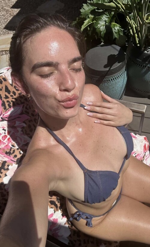 DD9B2EBE 46FE 4674 815F BCF69E900FDA8d99846f241e01d9