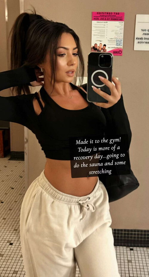 DE1ADC54 2F64 49BF B280 307A7B0C55898247e69adc1fb135