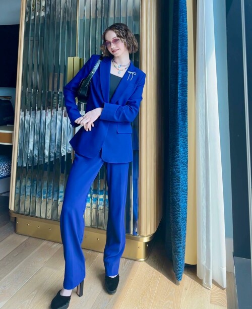 DE691134 4347 4C3D B06F C4A26192C694