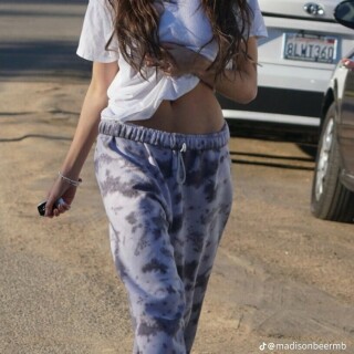 DF6B1692-BB1F-4AF6-AA96-2B7543A60392