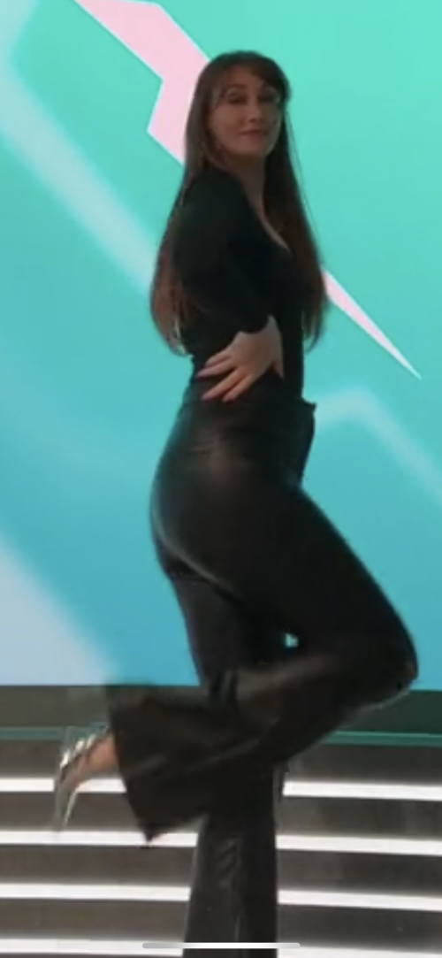 DFDC391B-B3C7-42D6-B1F8-E5DC3F7A5FCC