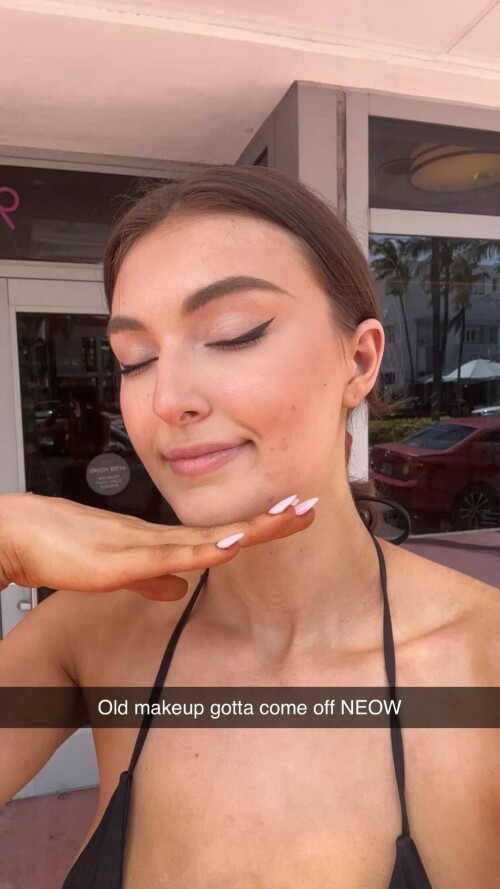 DMEVO4c4BFAQfZhiKoKIT.10230cc3d43aec155dca