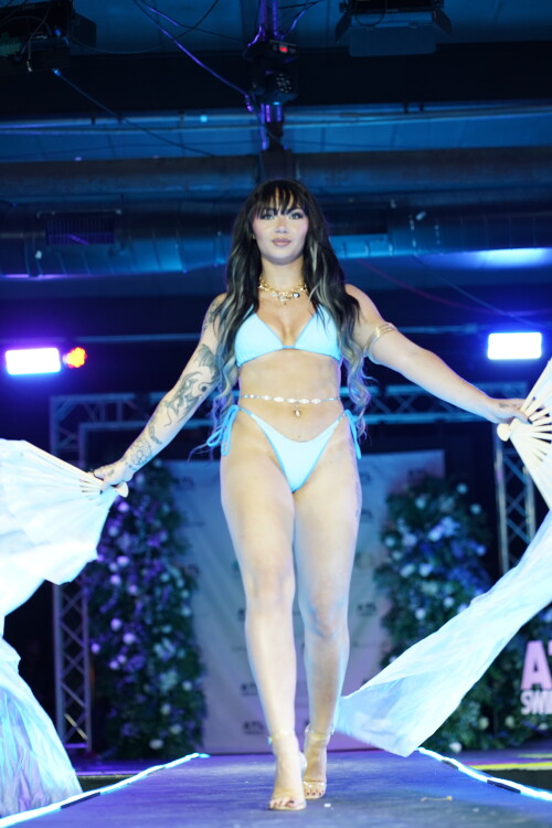 DSC09241cd207e6a5a896e69