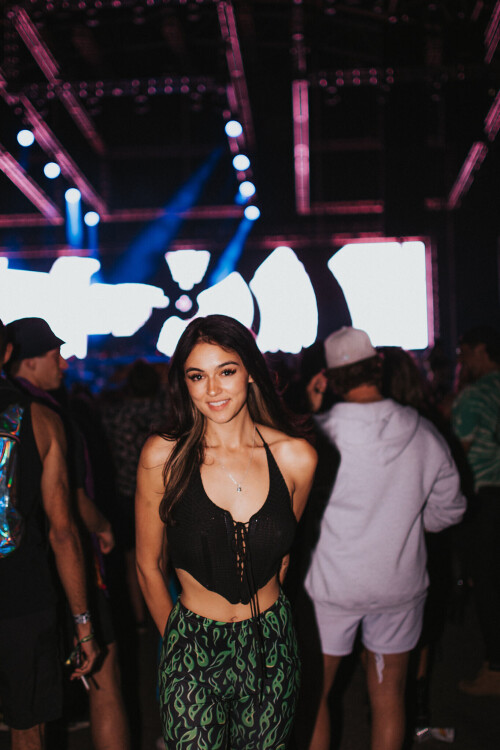 DSC 689501bf4abed7a46f53