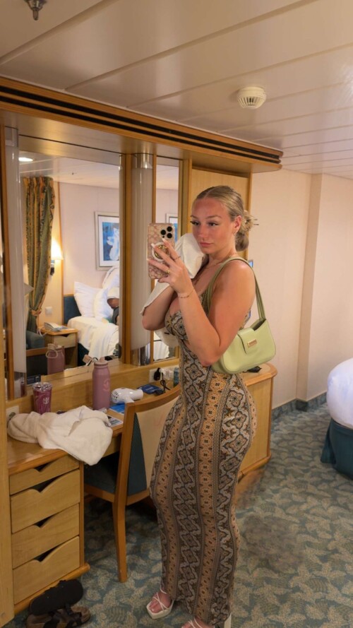 DTR6IdZp4JWxdG7MGfuTL.1023ab94c9f414449ade