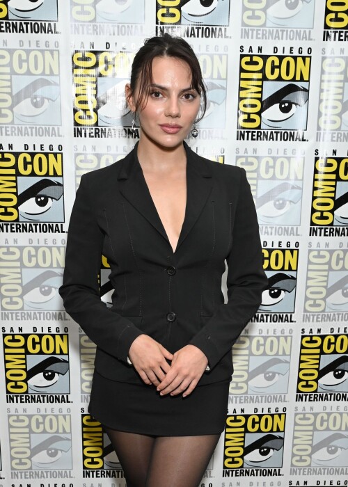 D 2 2bb2b01fc718ca42