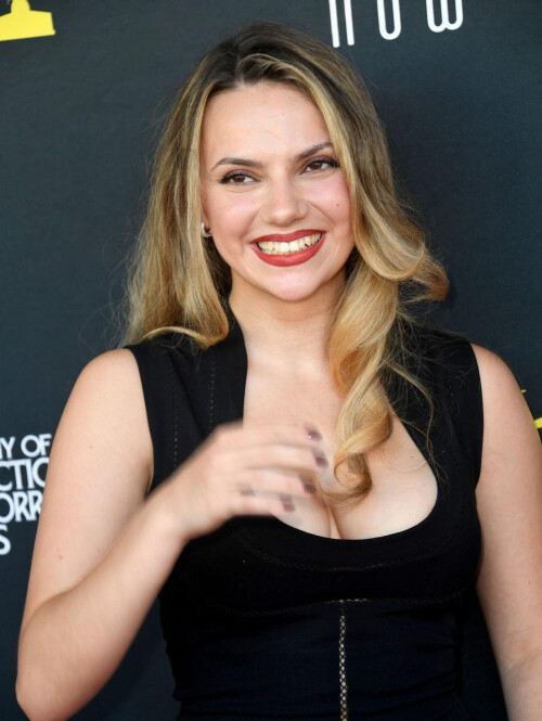 Dafne Keen 3e10a4c0fdb4245a9