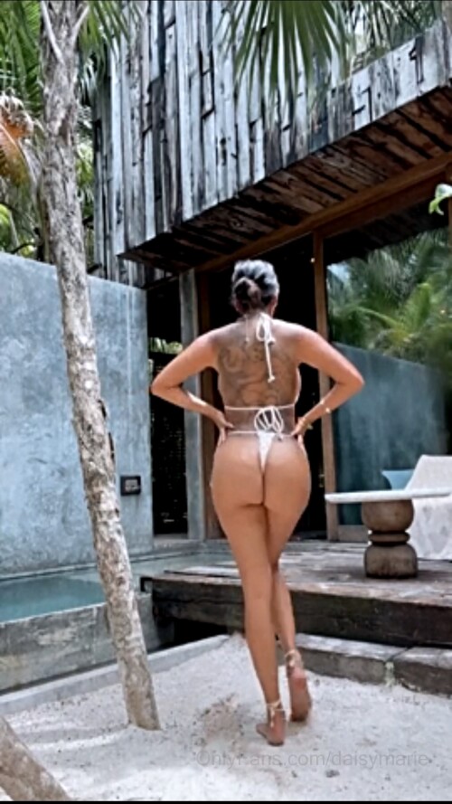 Daisy Marie Mexico Fun1