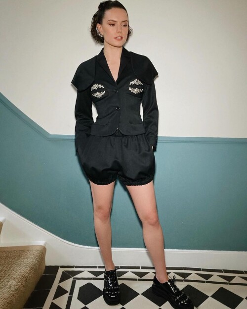 Daisy Ridley 24e9707f17dd88c44