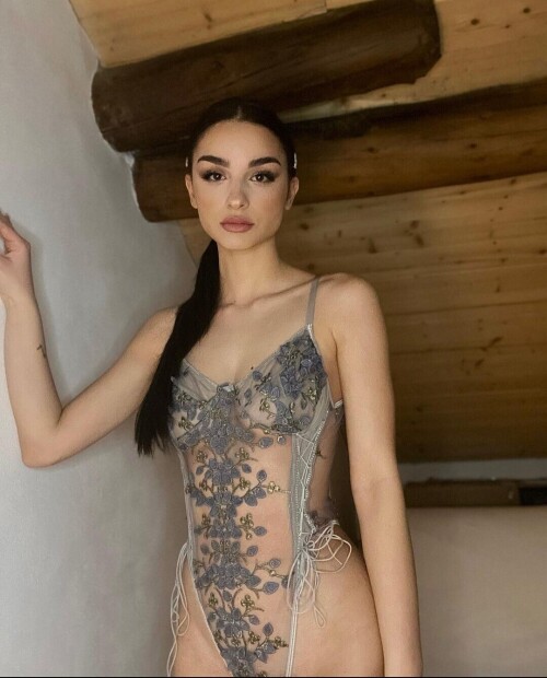 Dalila Stabile Screenshot 20220627 144226 Instagram7b3ca9a7105674e3