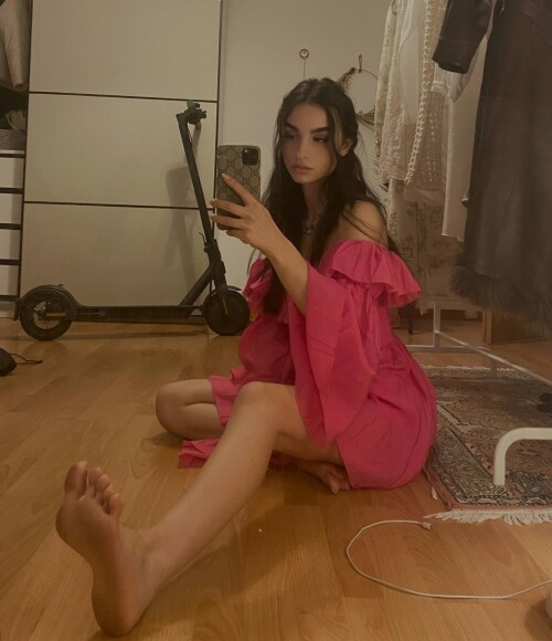 Dalila Stabile vgbu7erjghhb1836d36ae3c6e5e30