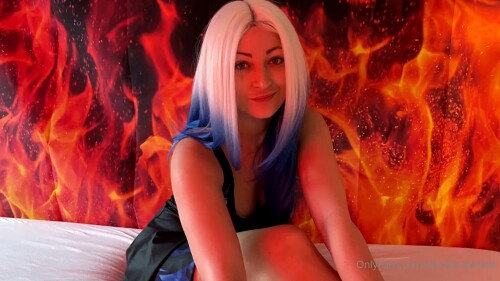 Dani Daniels Hades Cosplay