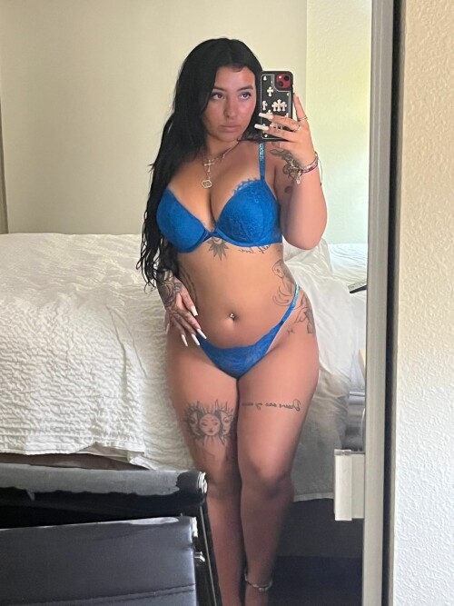 Danielle Cohn 2022 04 02 e96480237f455c32 1080x1440 8A83A4F2 B68A 4D38 8B2E C1AAE1F4EE88