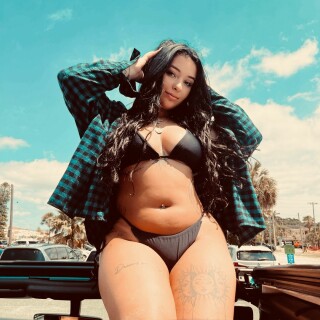 Danielle-Cohn---2022-04-03---7699219a16123af5_1080x1440_5460EC97-9F9C-4A32-8738-7161BB3F44A951cc84efc2f8a94e