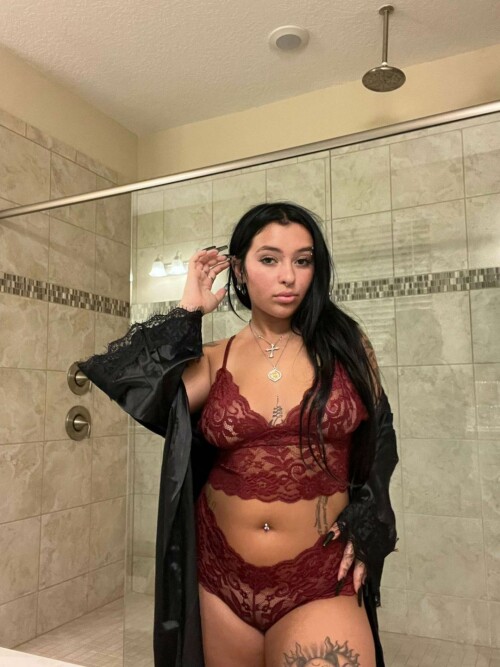 Danielle Cohn 2022 04 06 8491771476c486c5 1080x1440 37E01A4E 46F8 42DF 9898 1CD652DEE394