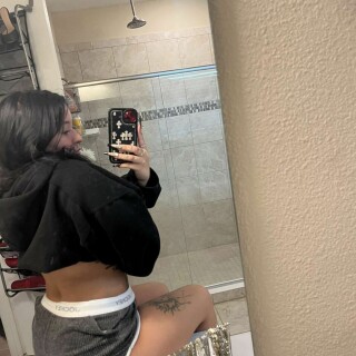 Danielle-Cohn---2022-05-01---7be7f335beeac2b9_1080x1440_1F20EC01-2532-4CFC-A915-BC2A07F286AE0852eb612446fe27