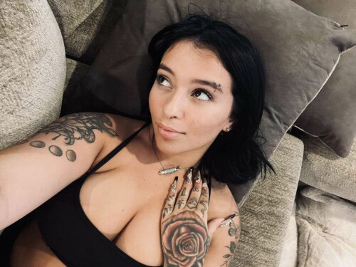 Danielle Cohn 2022 05 10 ecbea90d568f99cc 1080x810 B2348754 5FC4 4BF8 BDE6 4E8155A36453