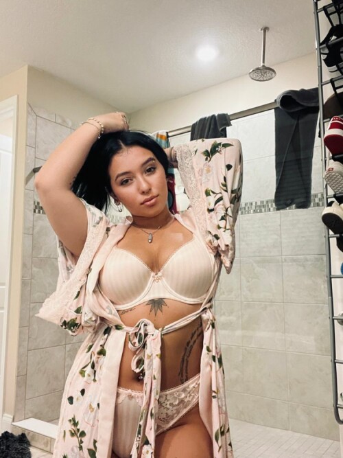 Danielle Cohn 2022 05 15 4c94febde474aed2 750x1000 22097C6A 5B99 4E2F A0A8 800420648948