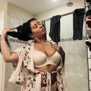 Danielle-Cohn---2022-05-15---c678742750970b15_750x1000_7C668EC2-7E10-44A9-A347-7B1C333A0110425b89fa40809034