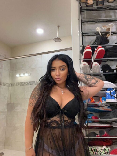 Danielle Cohn 2022 06 18 233fcf7123886b80 750x1000 2BA1D956 AF69 453A 9DDD 5AEF3C40B64D