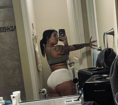 Danielle Cohn 2022 08 07 45322cf0342b9f5f 750x666 E8526639 67A1 4082 8F02 2A491D71E069