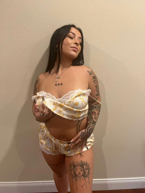 Danielle Cohn 2022 08 08 bb9c0649551c5caf 750x1000 69E17FB5 08AA 452F ADCE AF143E5A9F27