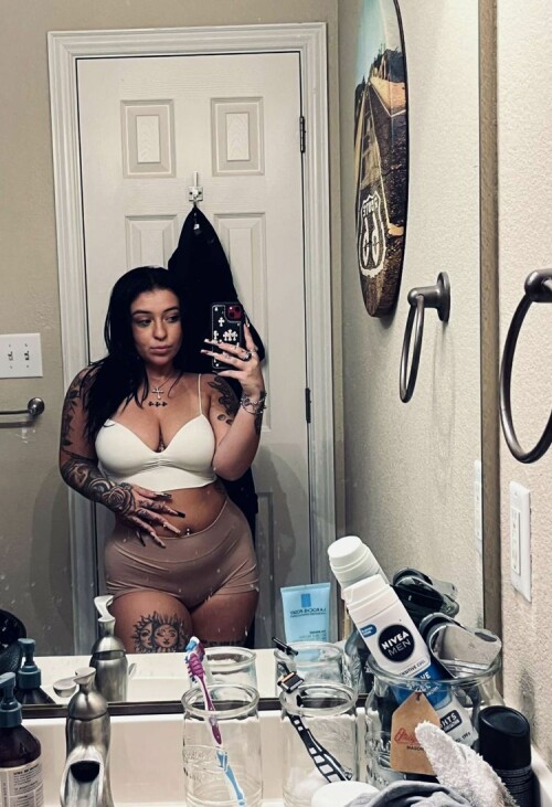 Danielle Cohn 2022 08 12 8e5bb08db52d6763 750x1097 587FCD48 A715 4400 A3B2 4E44E8550BF4