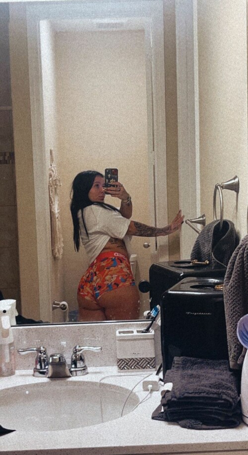 Danielle Cohn 2022 08 14 ae75f0c3cd2f67f1 750x1373 4A109994 CE02 429D AC5B E28B920AFFFF