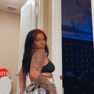 Danielle-Cohn---2022-08-22---144b6348d8c17b2c_750x1373_91FAE967-3A6E-4810-8554-AAA709FEA8BB