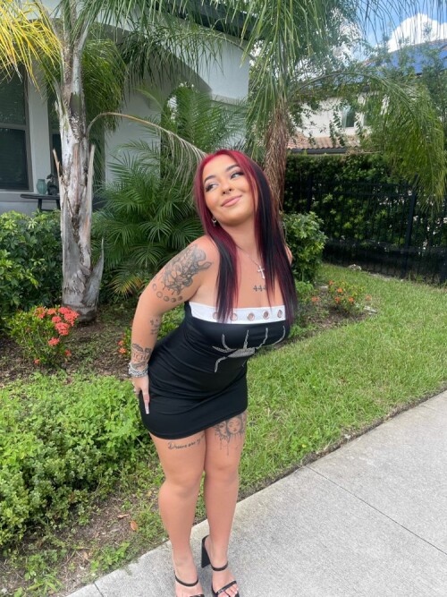 Danielle Cohn 2022 08 25 360fe7b5c4fd48d5 750x1000 B62E6656 D777 4D05 ADFA 3042C652FF5D