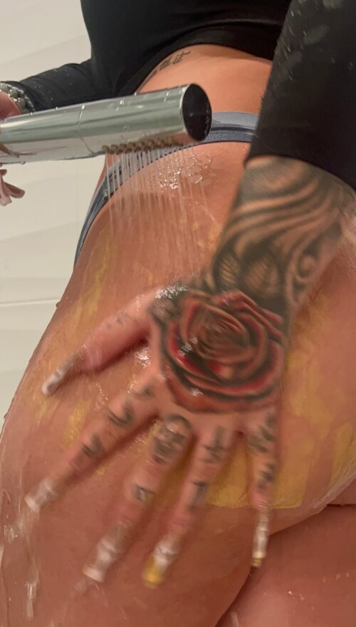 Danielle Cohn 2022 09 05 7f2edf664fb0a7c2 750x1318 DD22C453 055F 4346 BD9E C87CAE0C842E