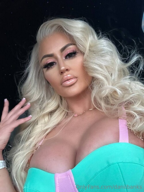 Danii Banks PAWG OnlyFans 18652f88eb88734b22