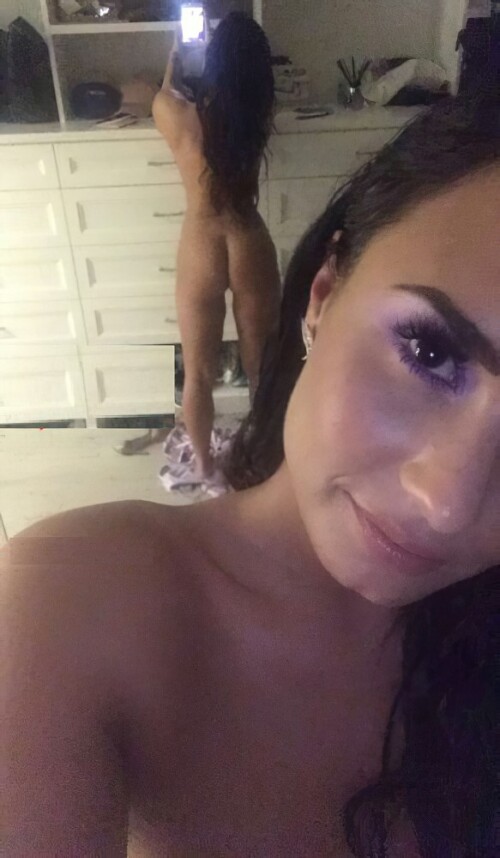 Demi Lovato Leaks10